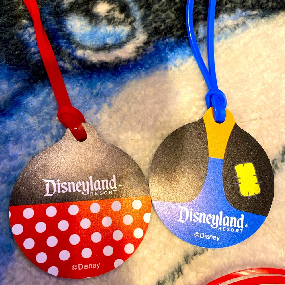 Disney Tags